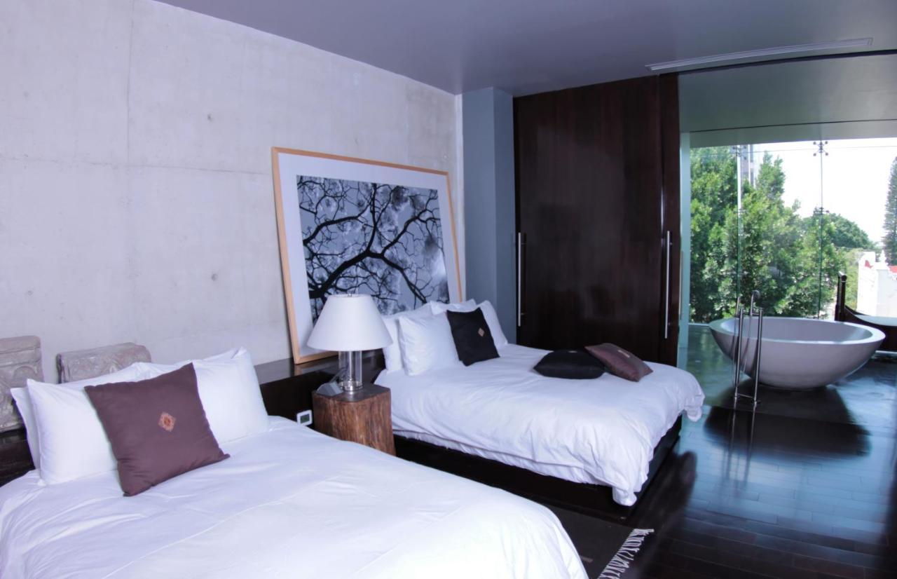 Demetria Hotel Guadalajara Buitenkant foto