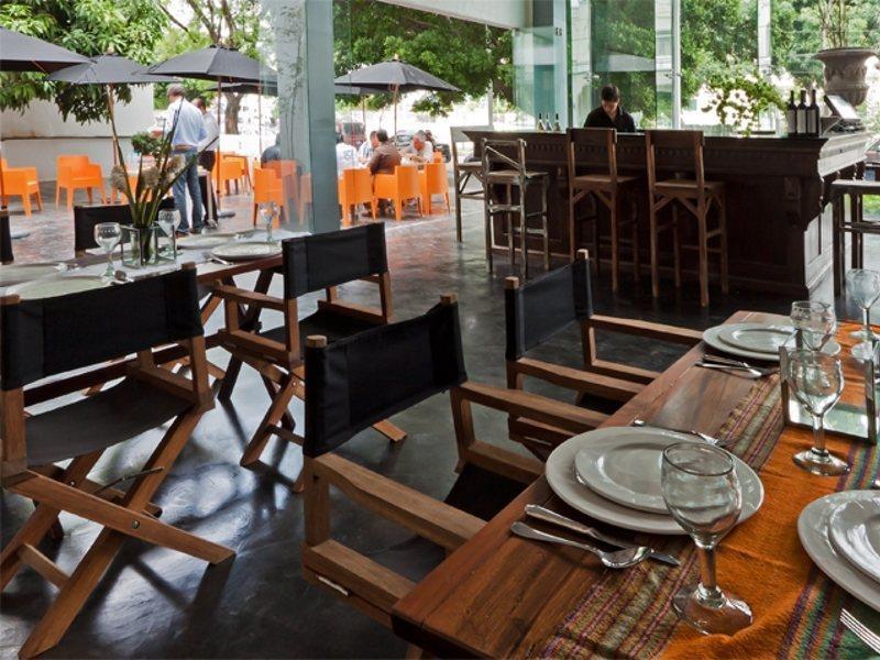 Demetria Hotel Guadalajara Buitenkant foto