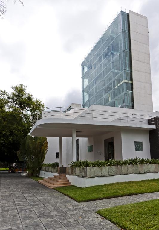 Demetria Hotel Guadalajara Buitenkant foto